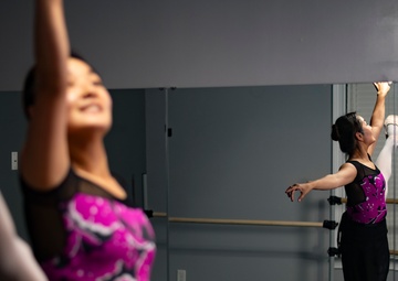 Military spouse dances to connect