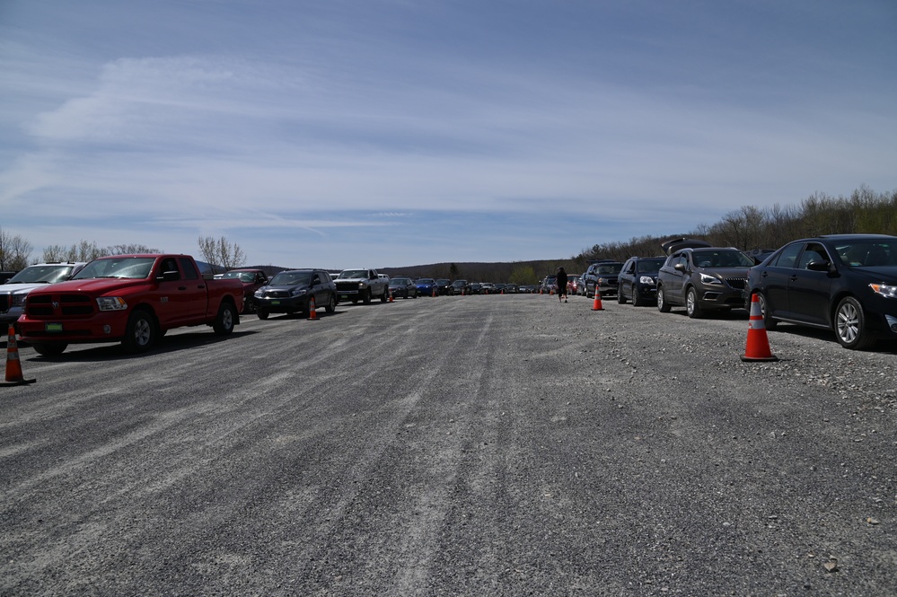 VTNG Food Distribution in Peru, Vt.