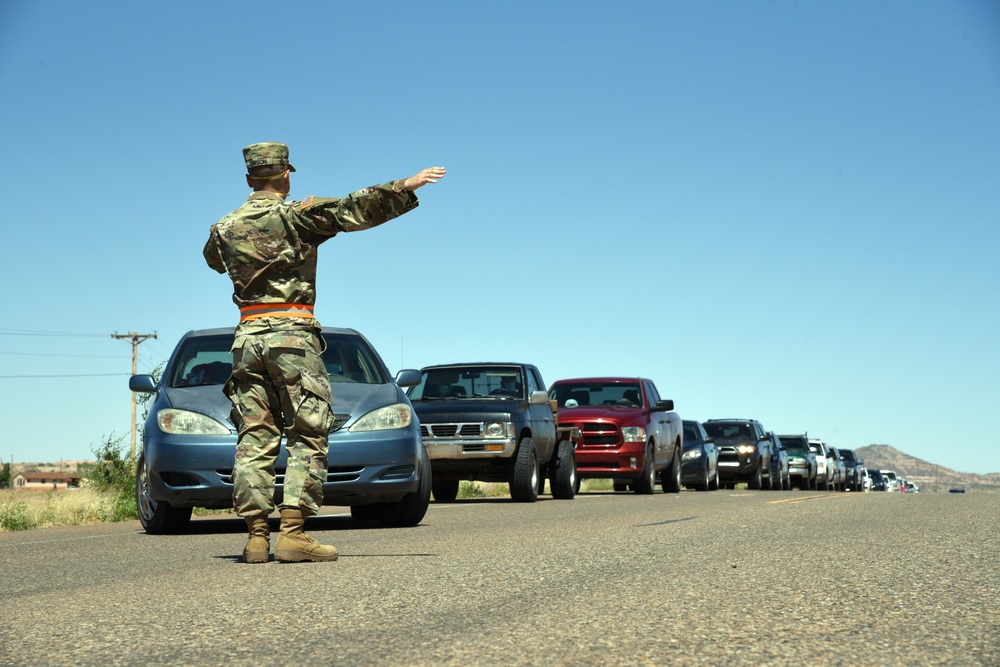 Arizona Guardsmen facilitate COVID-19 testing on the Navajo Nation