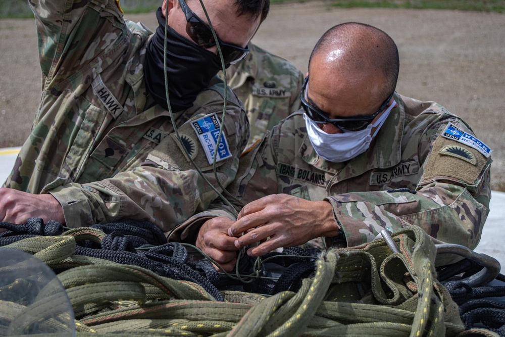 KFOR RC-E Task Force Aviation trains Maneuver Battalion on sling load operations