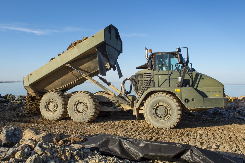 NMCB 1 Seabees conduct a cliff erosion project on board NS Rota.