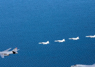 B-1s integrate with Swedish Gripens for first time over Sweden