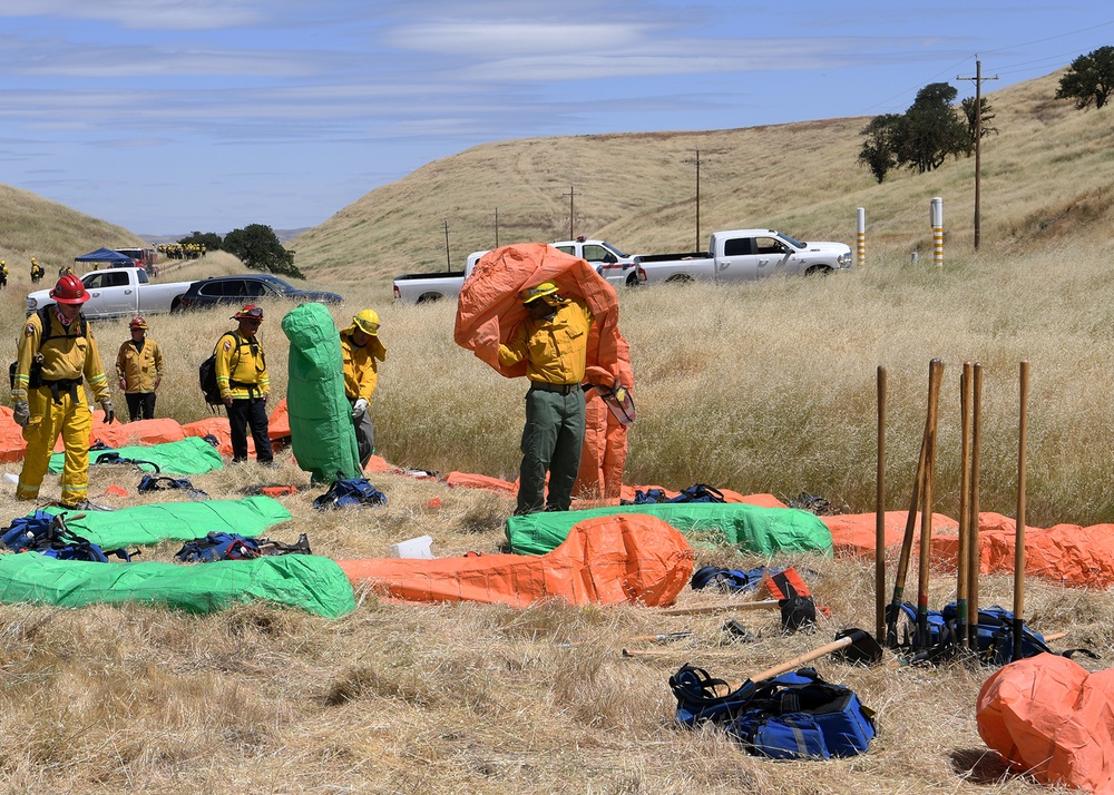 Cal Guard trains with CAL FIRE at Camp Roberts during COVID-19