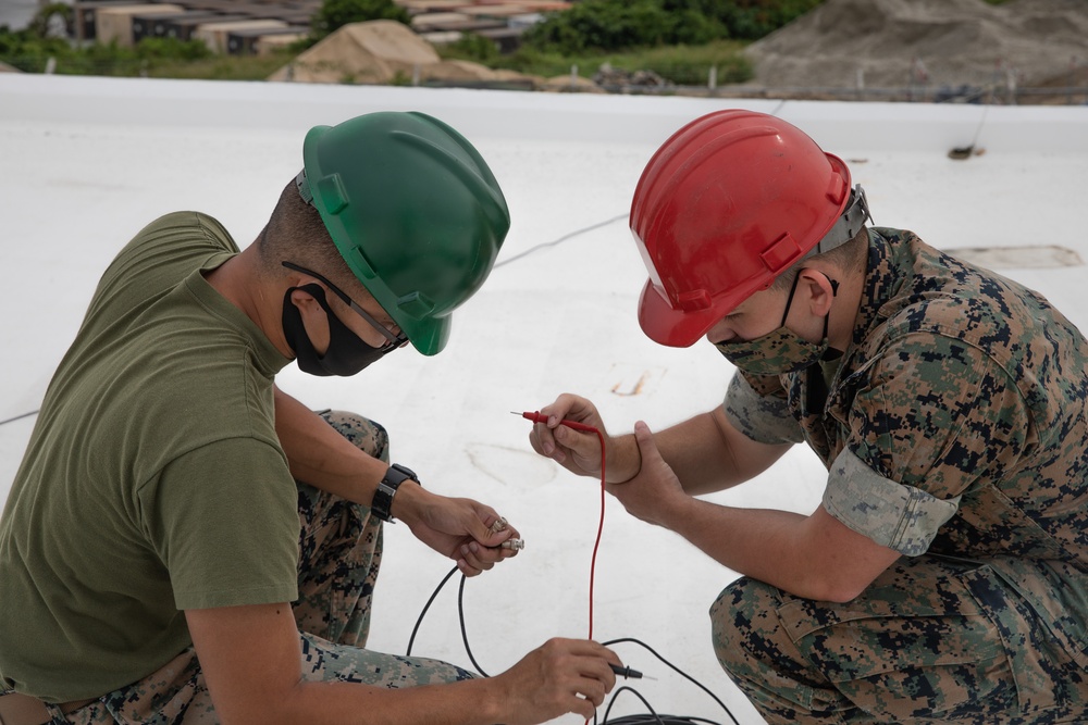 Hello, it's Me | Marines with 3rd MLG conduct Long Haul High Frequency calls