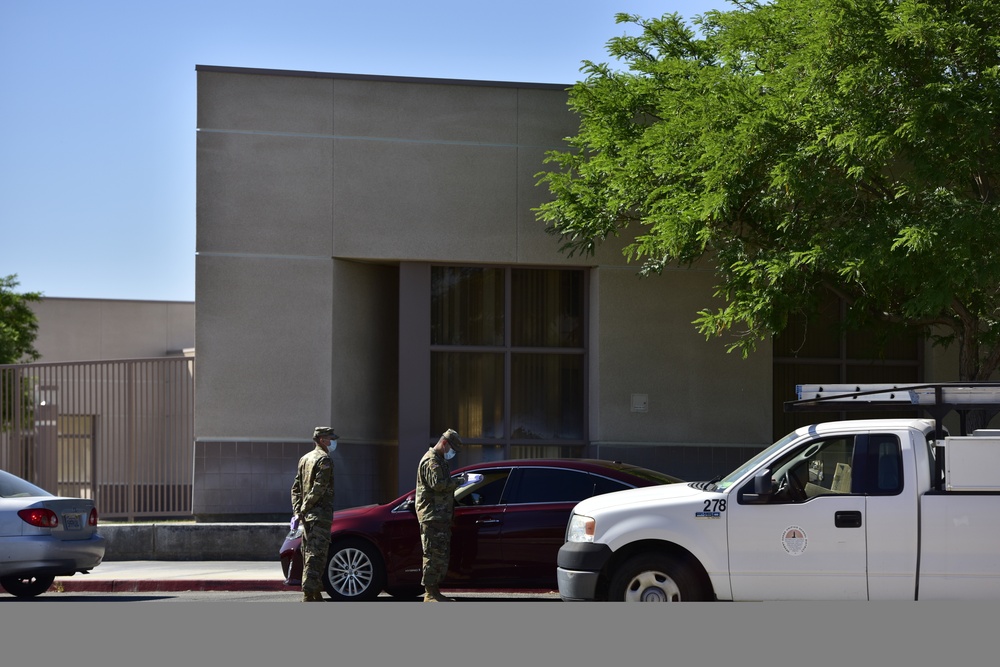 La Quinta High School food distribution