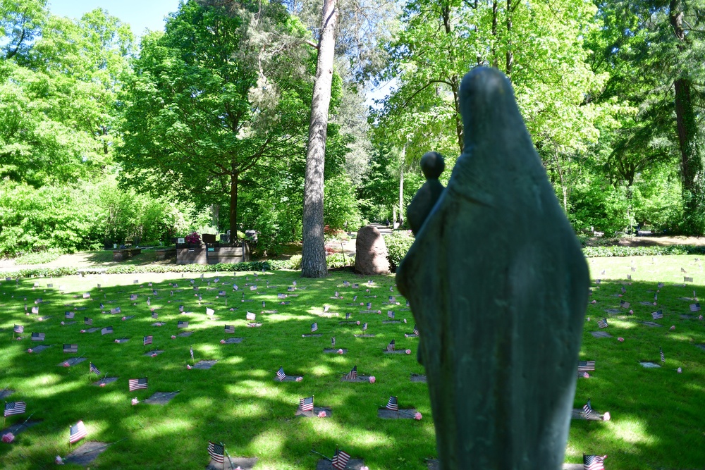 American children remembered in annual memorial service