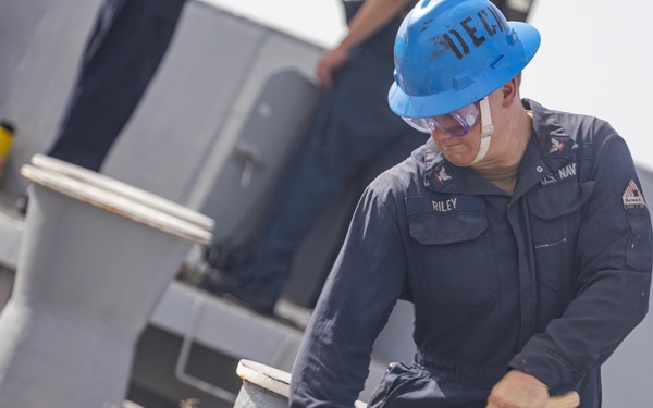 Sailors take part in a anchor evolution