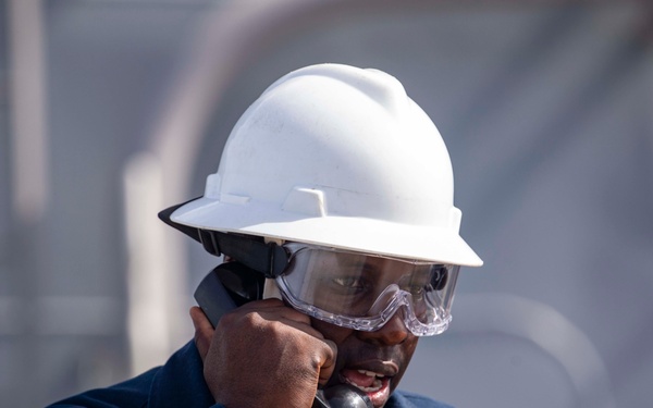 Sailors take part in a anchor evolution