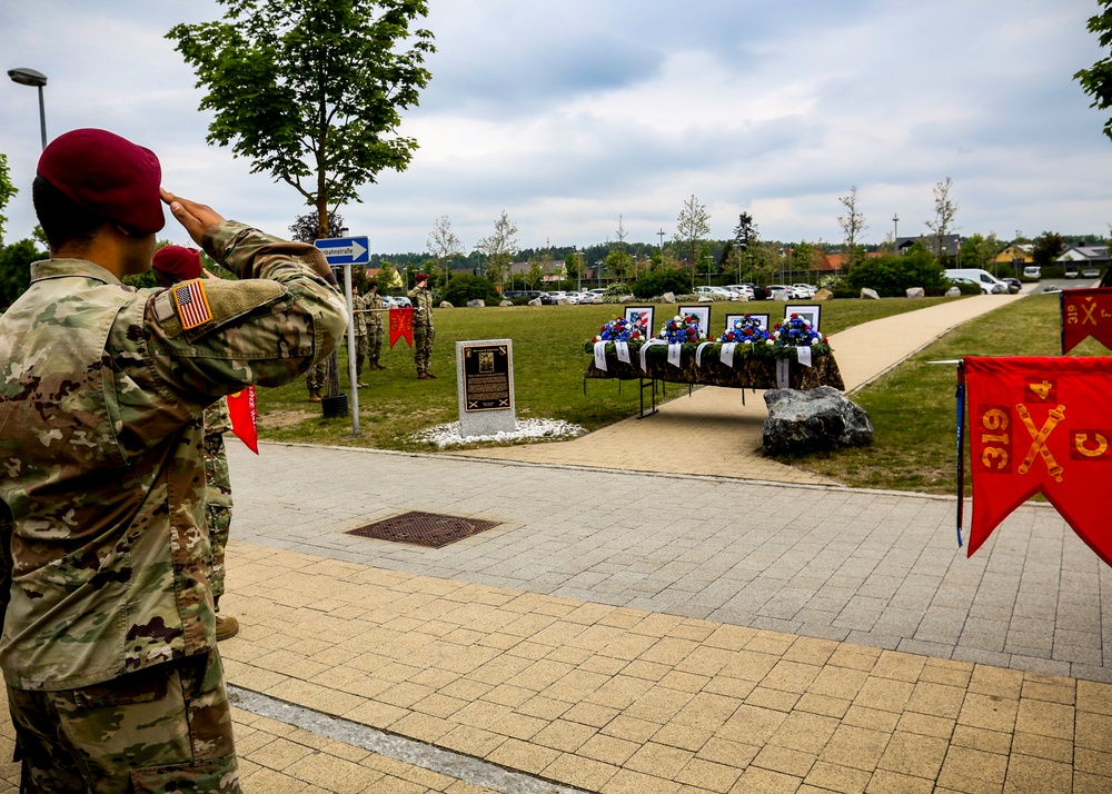 4-319th AFAR Soldiers observe Memorial Day