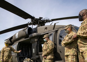 New York and Connecticut UH-60 Crews conduct fire bucket training over Hudson River