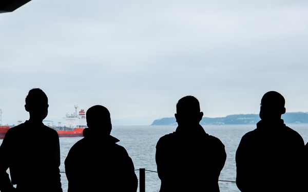 USS Ronald Reagan (CVN 76) Departs for Deployment