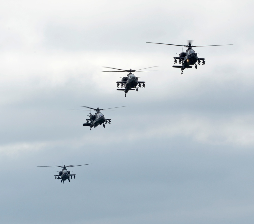 Army helicopters stopover at Wright-Patterson Air Force Base