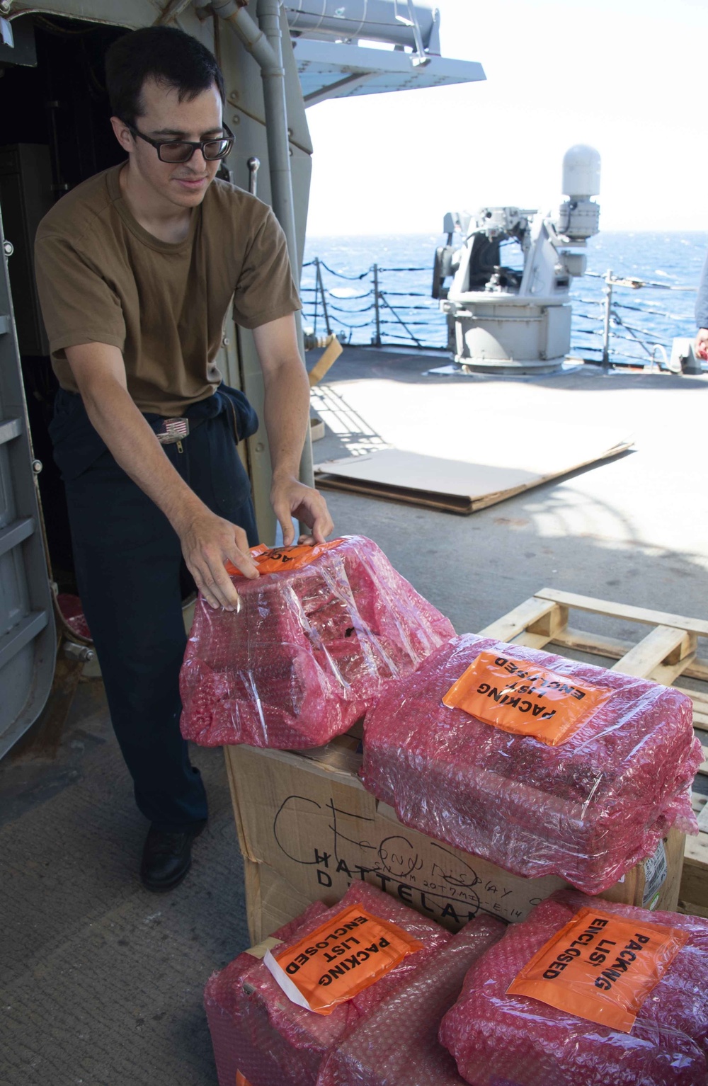 Stout Conducts Operations in the Arabian Gulf