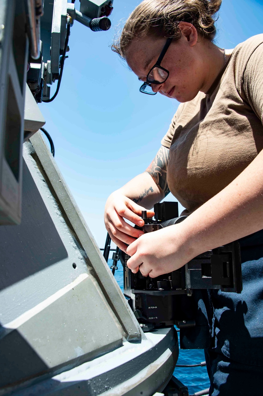 Stout Conducts Operations in the Arabian Gulf