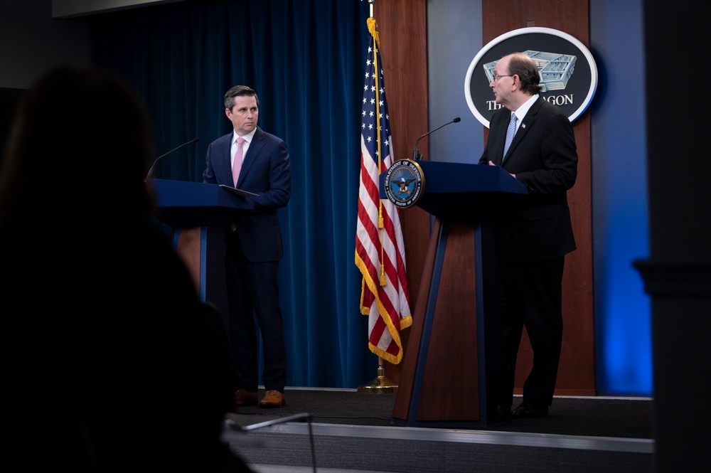 Top DoD Officials Brief the Press