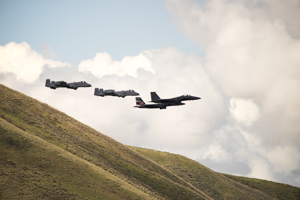 Air Force Salutes - F-15, A-10