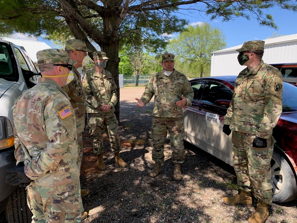 Iowa chaplain assists Soldiers during COVID-19 response