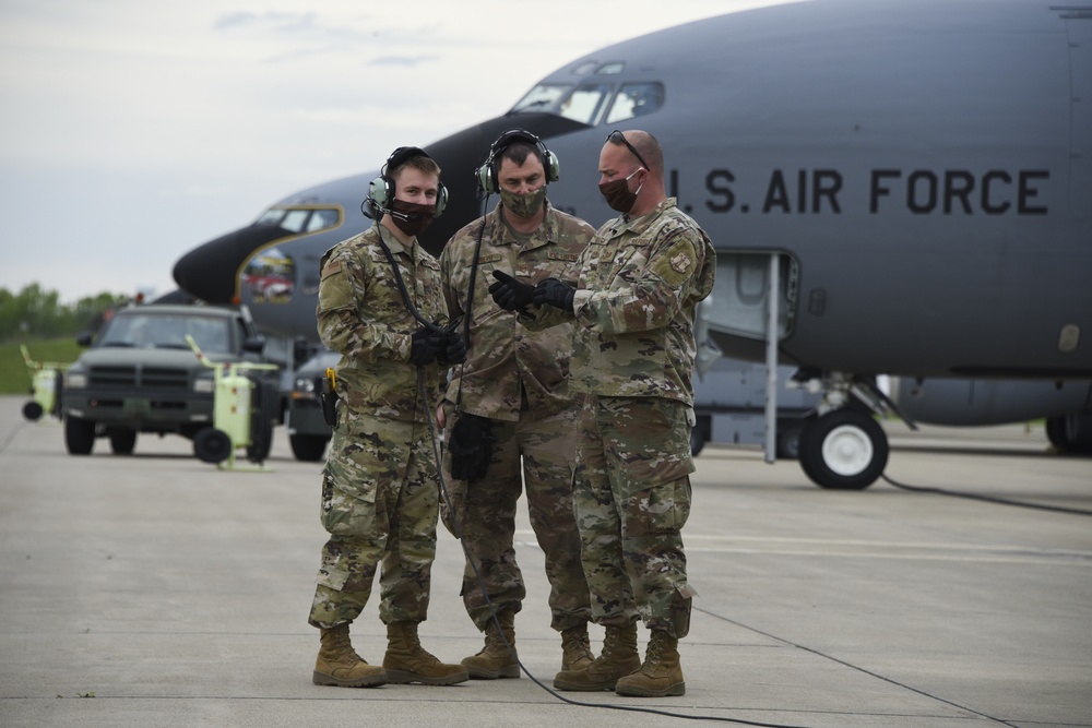 Operation American Resolve: 171st and 193rd Flyover Pittsburgh