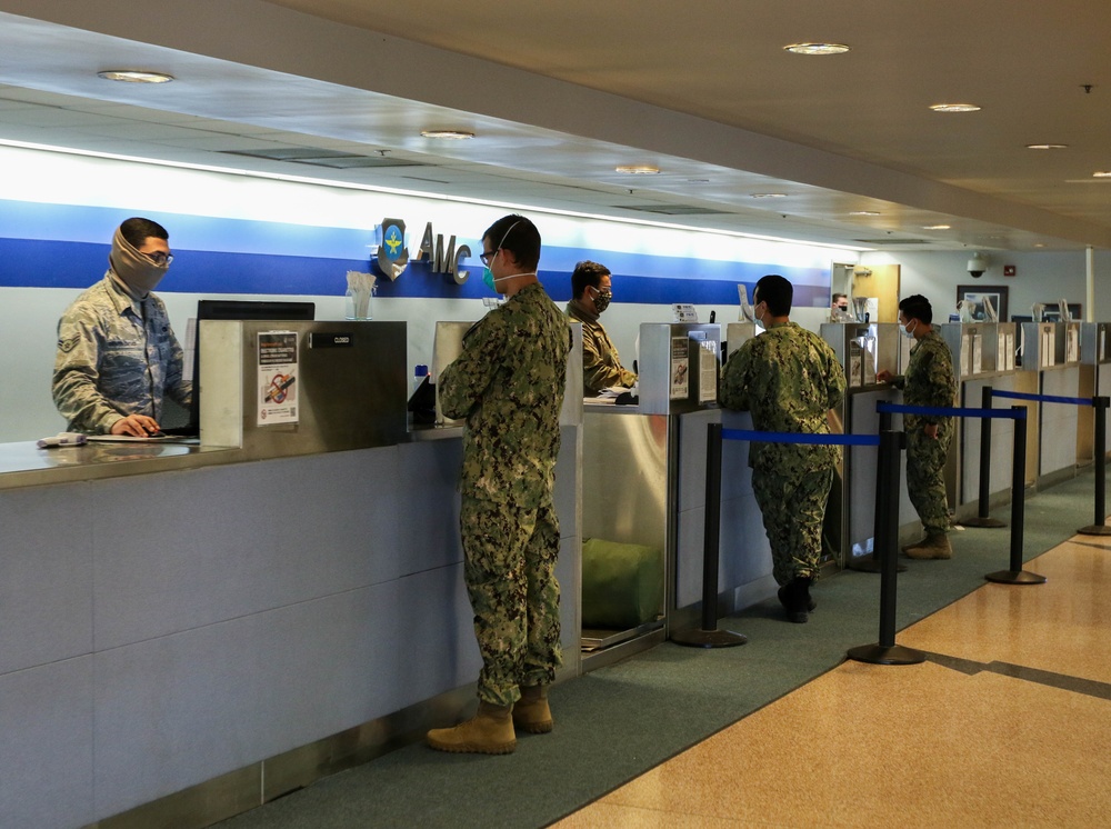 Sailors fly home after COVID-19 support in Connecticut