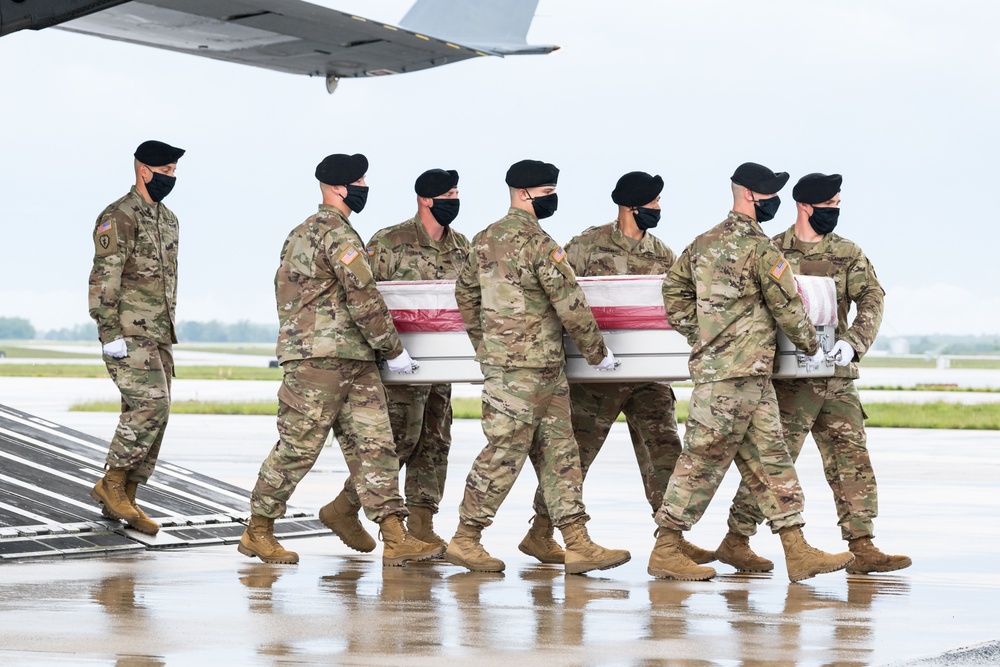 Army 1st Lt. Trevarius R. Bowman - Dignified Transfer