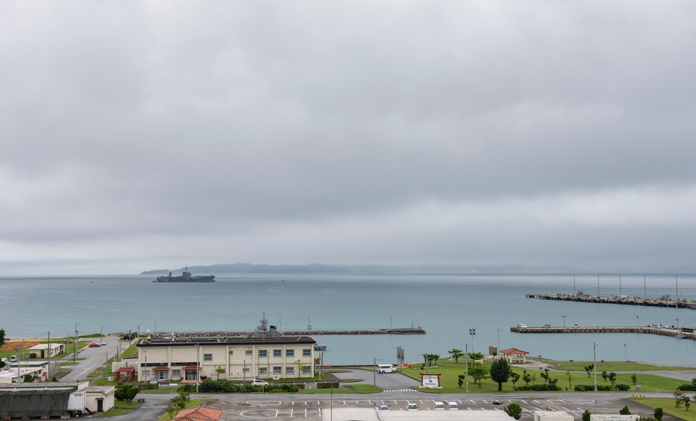 USS Blue Ridge Arrives in Okinawa