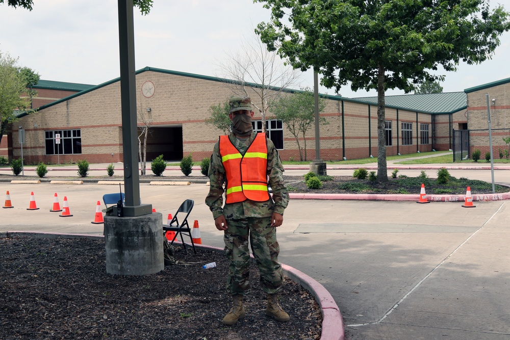 Texas Military Department Conducts COVID-19 Testing at Hilliard Elementary