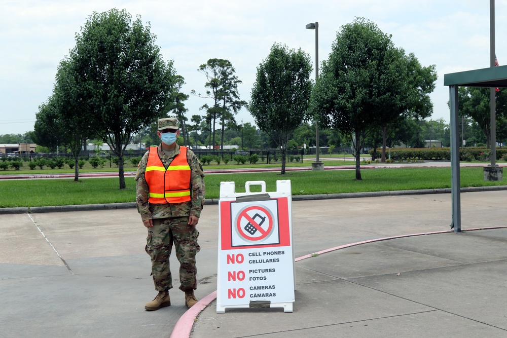 Texas Military Department Conducts COVID-19 Testing at Hilliard Elementary