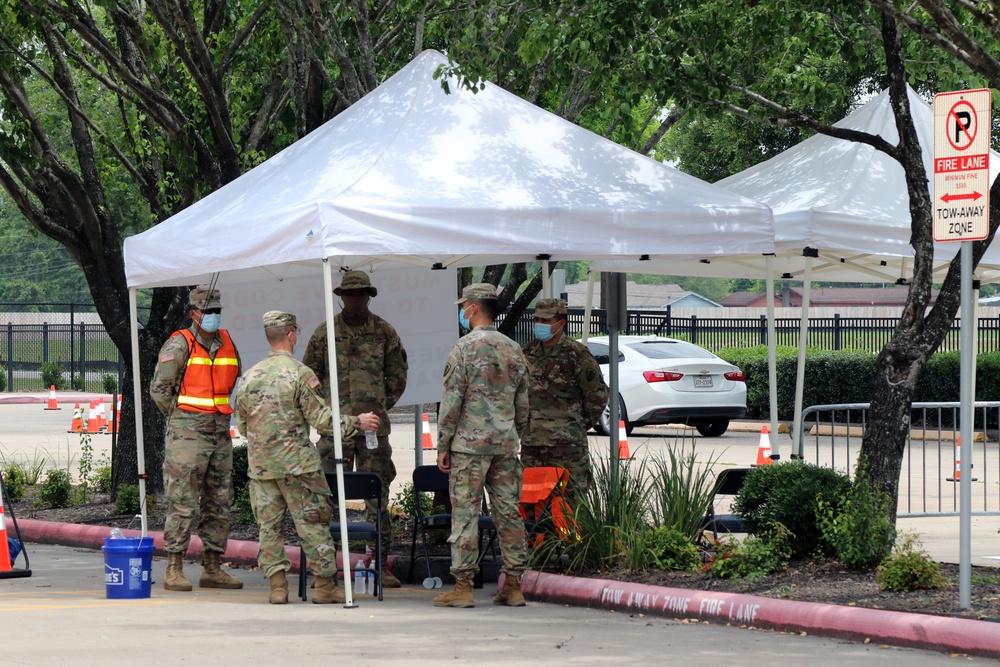 Texas Military Department Conducts COVID-19 Testing at Hilliard Elementary Texas Military Department Conducts COVID-19 Testing at Hilliard Elementary
