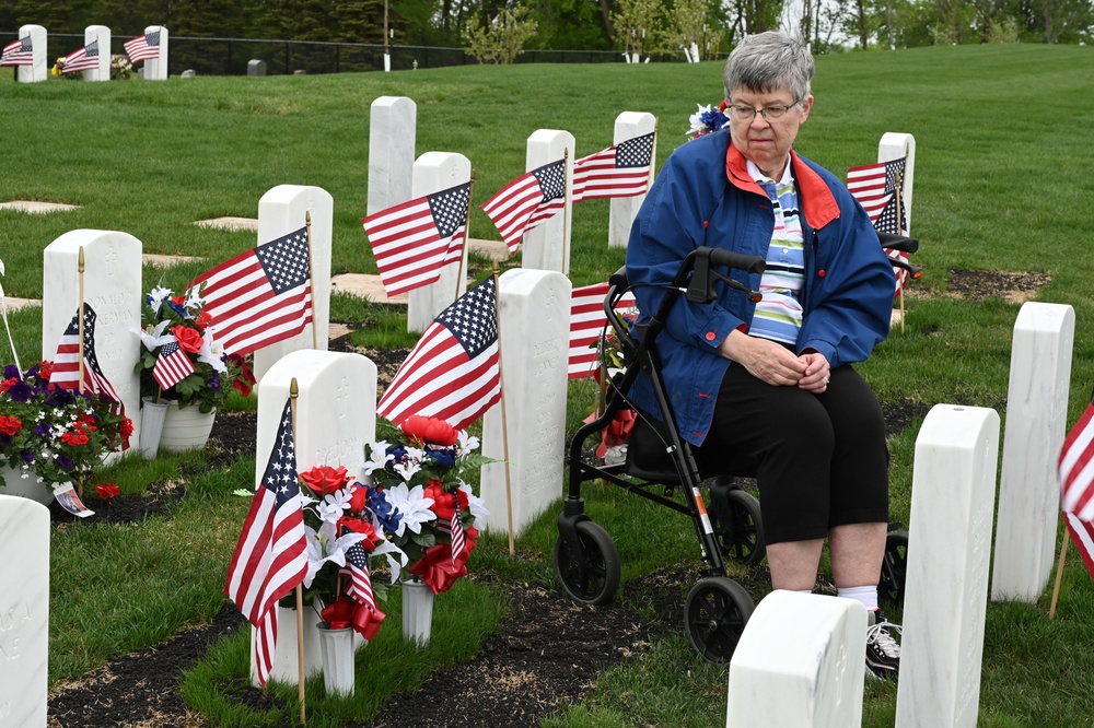 First Memorial Day ceremony at the Fargo National Cemetery