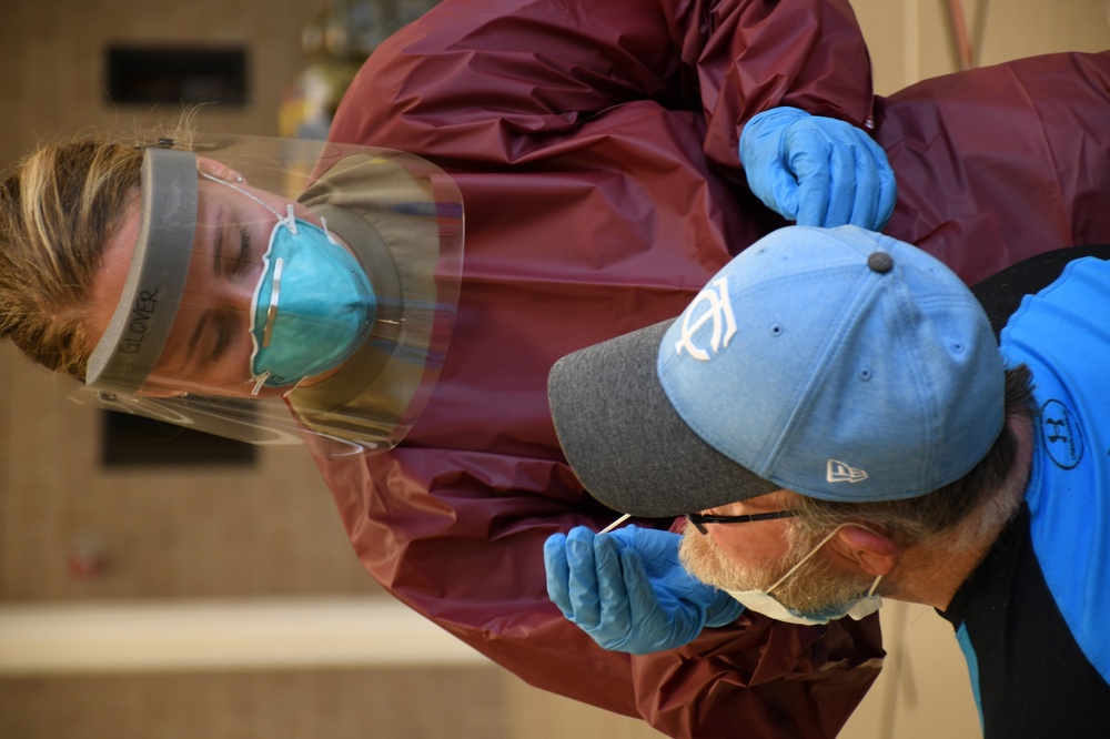 Minnesota National Guard conducts COVID-19 testing for the public
