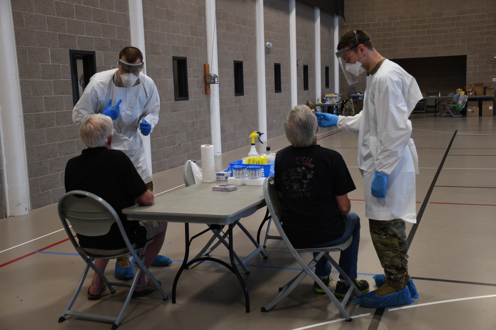 Minnesota National Guard conducts COVID-19 testing for the public