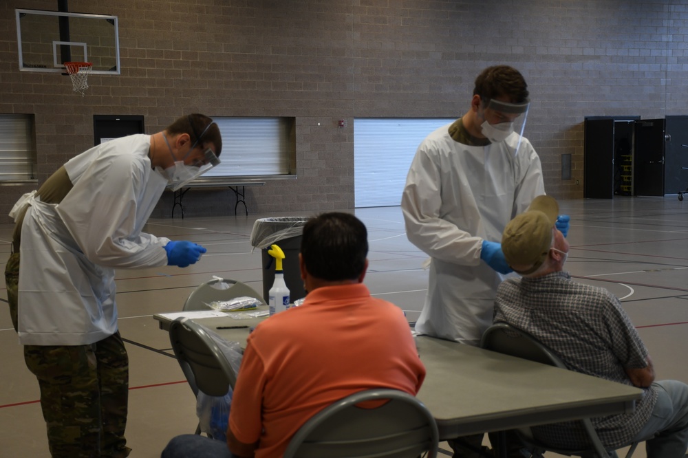 Minnesota National Guard conducts COVID-19 testing for the public
