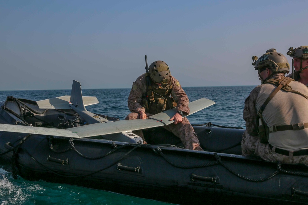 MRF refines amphibious reconnaissance tactics