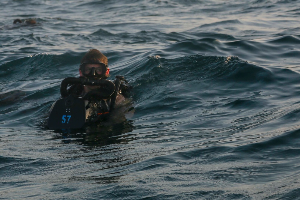 MRF refines amphibious reconnaissance tactics