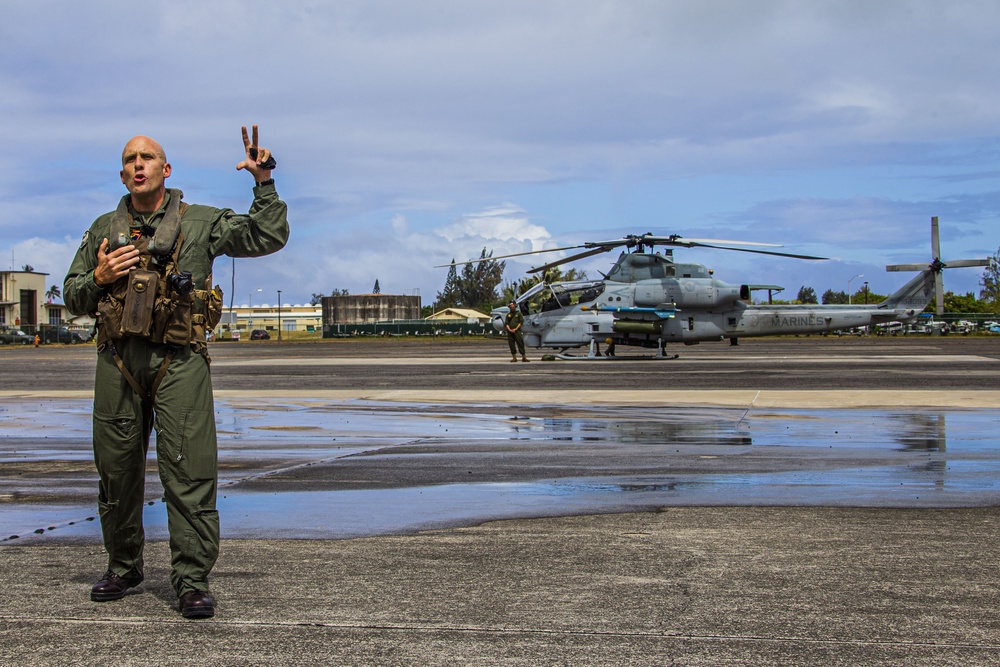 HMLA-367: Change of Command