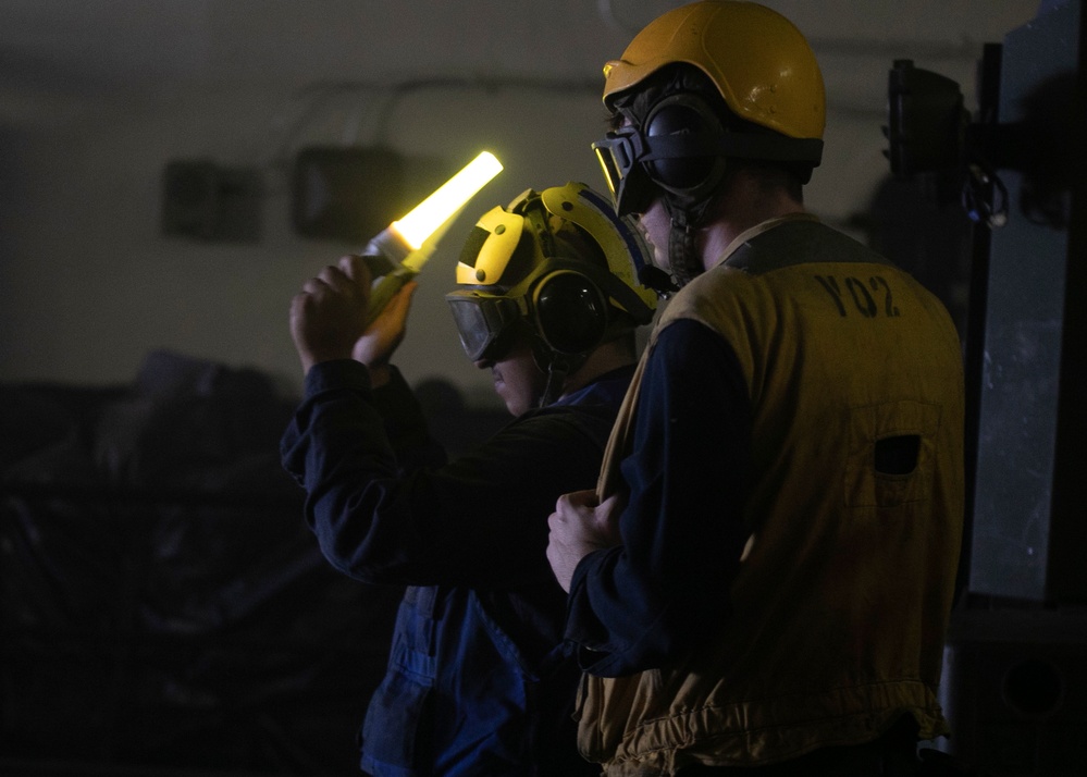 USS Bataan (LHD 5) Well Deck Operations