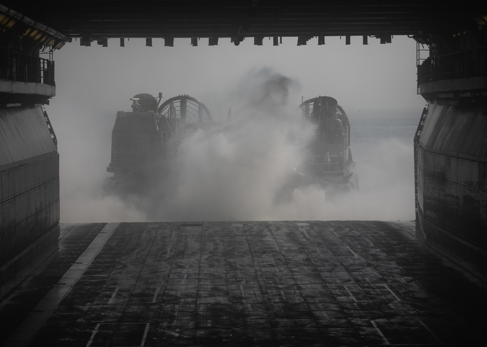 USS Bataan (LHD 5) Well Deck Operations