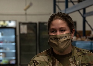 Members of the 121ARW support Ohio food bank