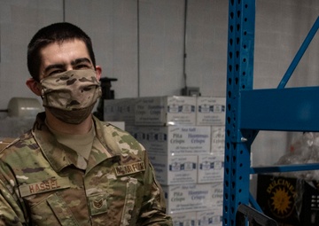 Members of the 121ARW support Ohio food bank