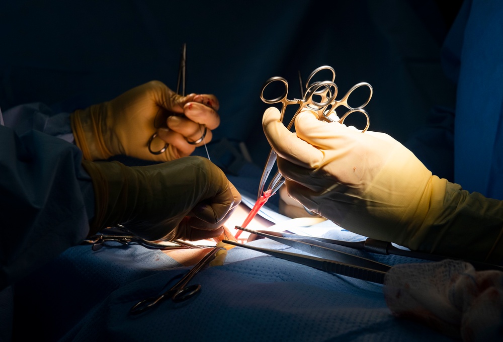 Fleet Surgical Team (FST) 4 surgery aboard USS Bataan (LHD 5)