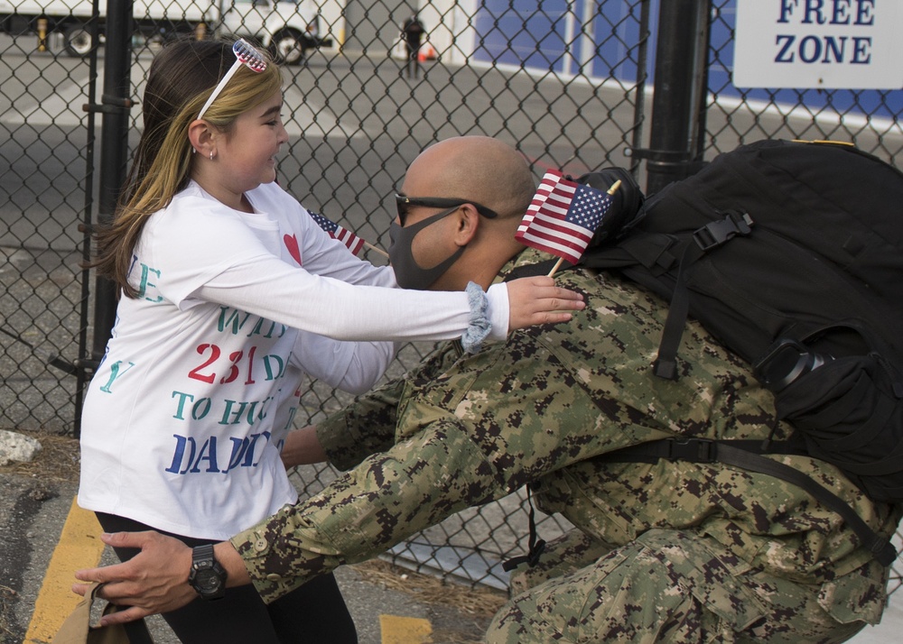 VP-4 Concludes Deployment, Returns to NASWI