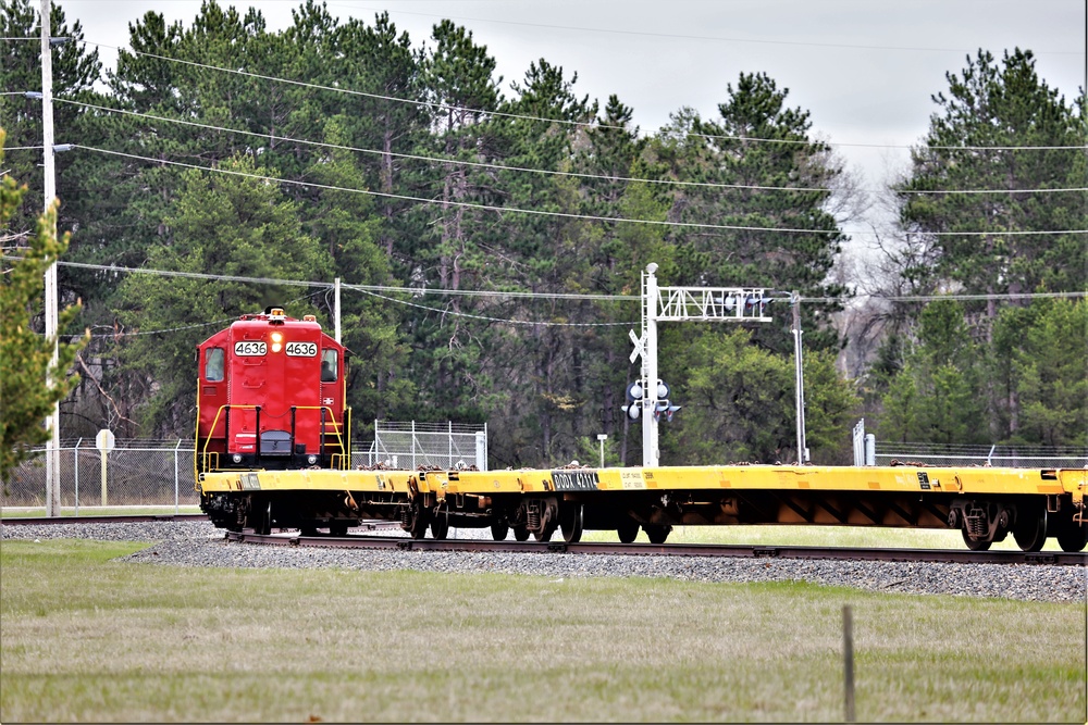 Fort McCoy LRC rail team moves equipment bound for deployment