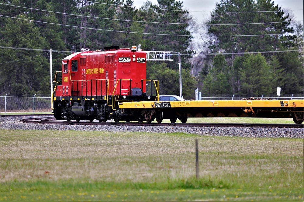 Fort McCoy LRC rail team moves equipment bound for deployment