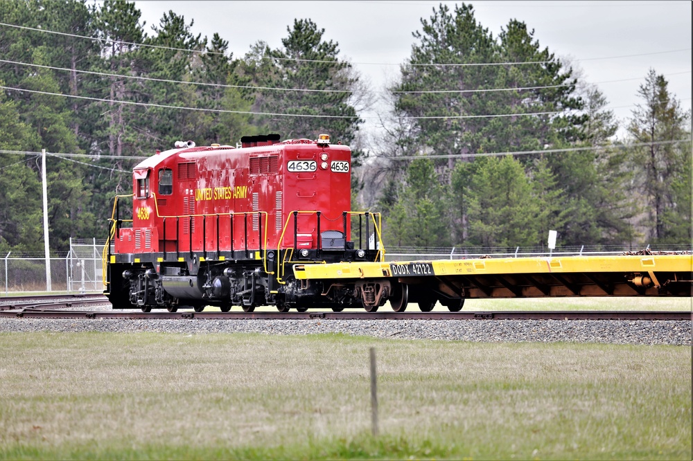 Fort McCoy LRC rail team moves equipment bound for deployment