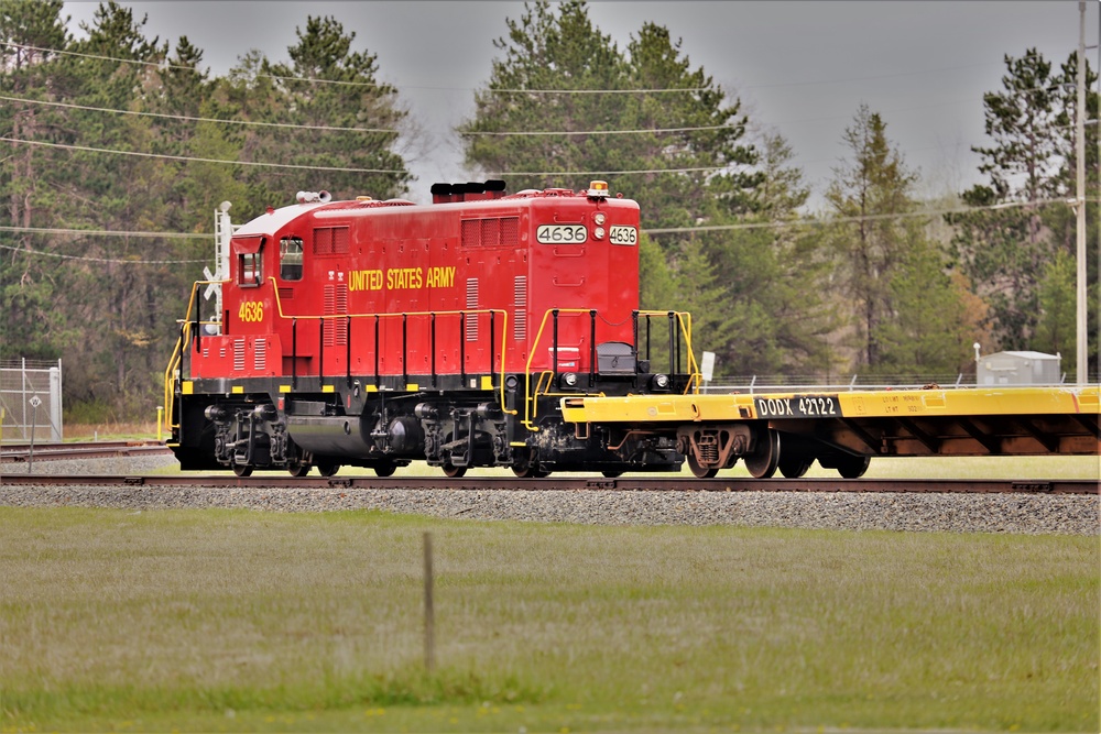 Fort McCoy LRC rail team moves equipment bound for deployment