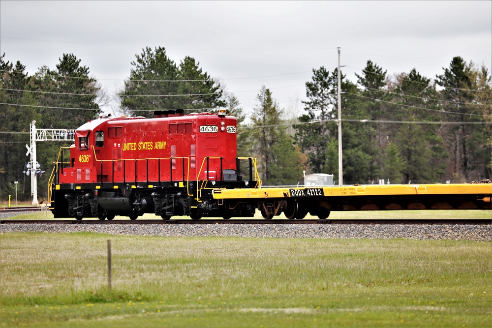 Fort McCoy LRC rail team moves equipment bound for deployment