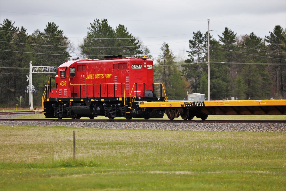 Fort McCoy LRC rail team moves equipment bound for deployment