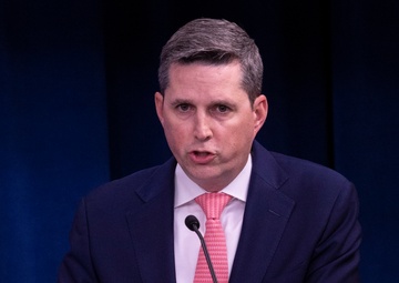 ASDPA Jonathan Hoffman and Top Pentagon Officials brief media on COVID-19 travel restrictions and Pentagon updates