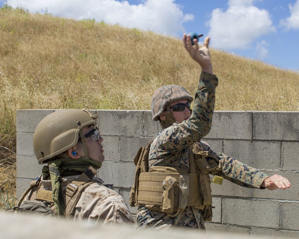 9th COMM Conducts Grenade Range