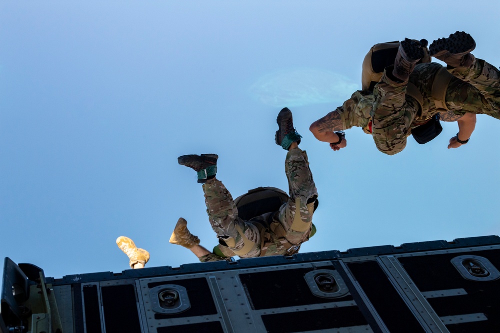 82nd Expeditionary Rescue Squadron performs HALO jump